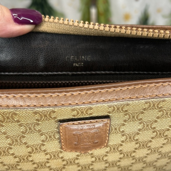 Celine Clutch - Picture 11 of 13